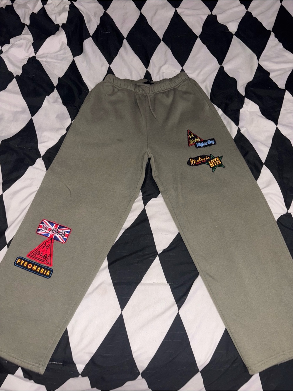Green patchwork straight leg sweatpants